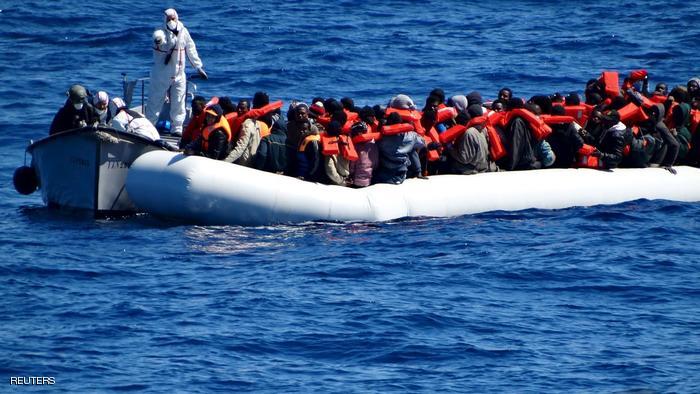 إنقاذ نحو 1400 مهاجر غير شرعي قبالة السواحل الليبية