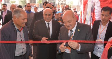 رئيس جامعة الزقازيق يفتتح ملتقى عطاء مصر الأمل بكلية التجارة